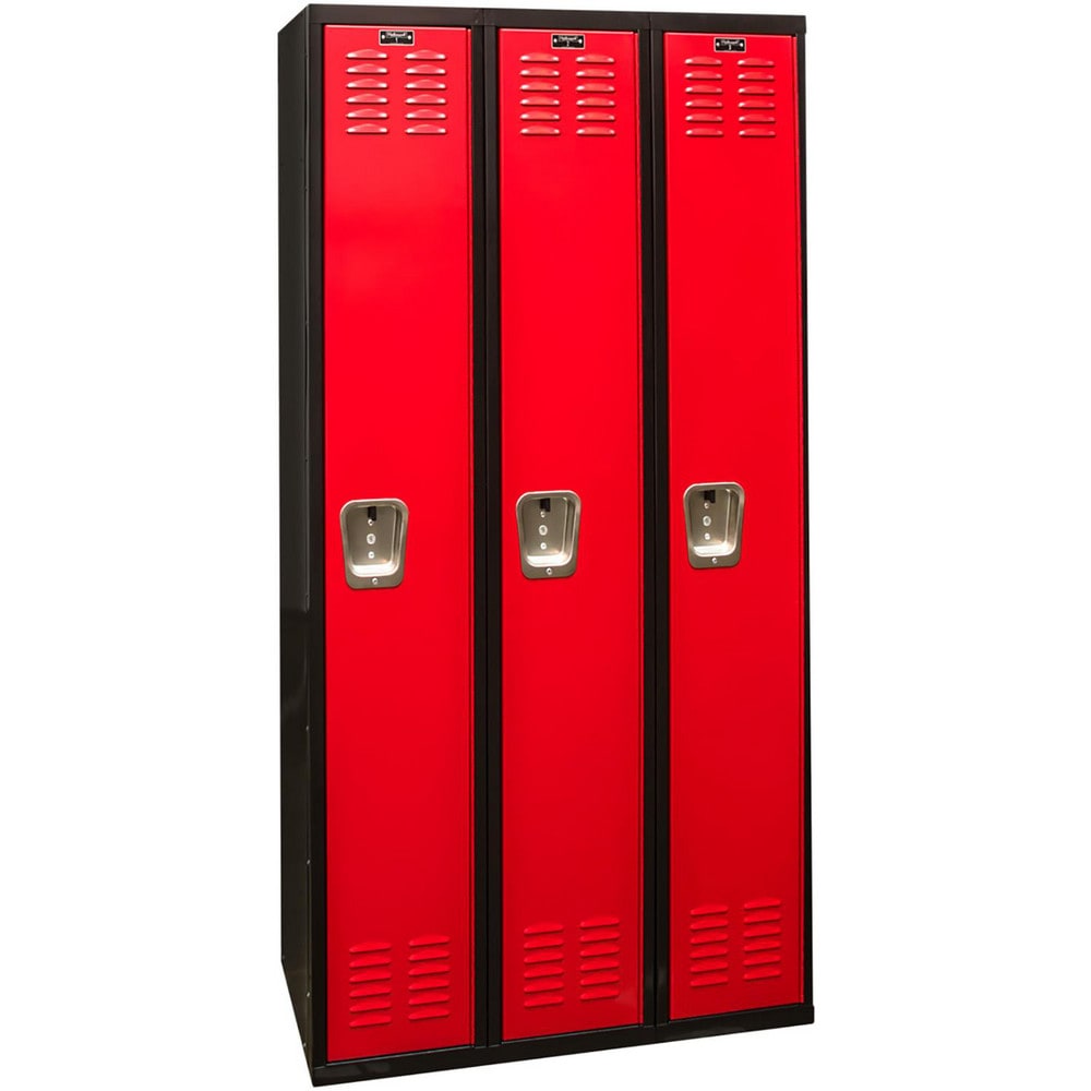 Horizontal Locker: Latch