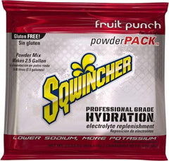 Sqwincher - 23.83 oz Pack Fruit Punch Activity Drink - Powdered, Yields 2.5 Gal - Makers Industrial Supply