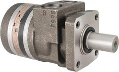 Parker - NPT Thread, 1/2" Port Size, 722 Max RPM, Bi Rotational, 4 Bolt Mount Hydraulic Motor - 1,800 Max psi, 3 Cu In Displacement, 180°F Max - Makers Industrial Supply