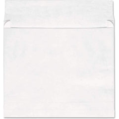 UNIVERSAL - Mailers, Sheets & Envelopes Type: Expandable Envelope Style: Self Adhesive - Makers Industrial Supply