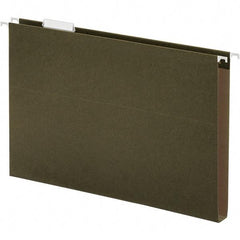 UNIVERSAL - 9-1/2x11-3/4", Legal, Standard Green, Hanging File Folder - 11 Point Stock, 1/5 Tab Cut Location - Makers Industrial Supply