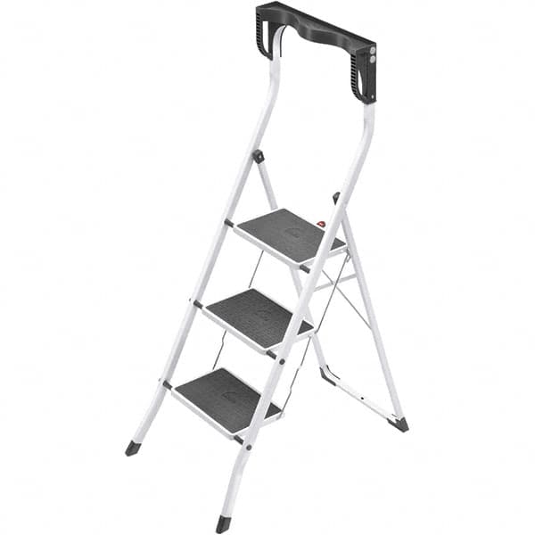 Hailo - 3 Steps, 4' 3" High, EN14183 Rating, Tubular Steel Step Ladder - 330 Lb Capacity, 18-29/32" Base Width - Makers Industrial Supply