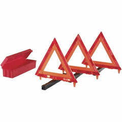 PRO-SAFE - Highway Safety Kits Type: Emergency Roadside Kit Number of Pieces: 4 - Makers Industrial Supply