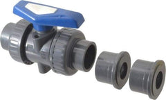 Simtech - 1-1/4" Pipe, Full Port, PVC True Union Design Ball Valve - Inline - Two Way Flow, FNPT x FNPT (with Socket Adapter) Ends, Tee Handle, 232 WOG - Makers Industrial Supply