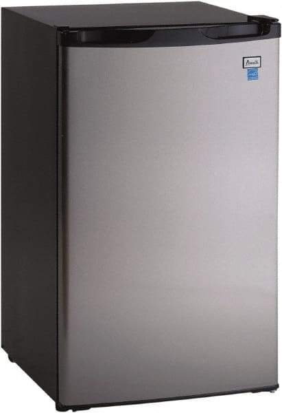 Avanti - Refrigerators Capacity: 4.4 Cu Ft Color: Stainless Steel/Black - Makers Industrial Supply