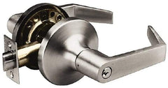 Yale - Grade 1 Privacy Lever Lockset - 2-3/4" Back Set, 6 Pin Para Keyway Cylinder, US26D/Satin Chrome Plated Finish - Makers Industrial Supply