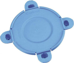 Caplugs - Toggle Lock Flange Cap - Low-Density Polyethylene, Blue - Makers Industrial Supply