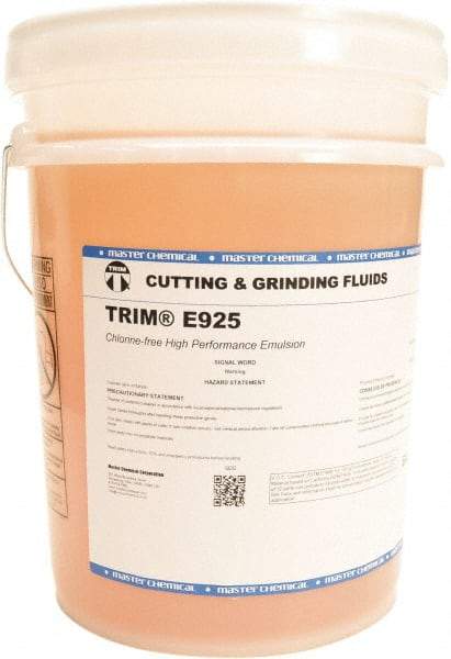 Master Fluid Solutions - Trim E925, 5 Gal Pail Emulsion Fluid - Water Soluble, For Cutting, Drilling, Sawing, Grinding - Makers Industrial Supply