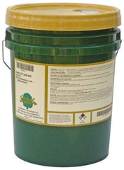 Oak Signature - Oakflo DSO 650, 5 Gal Pail Cutting & Grinding Fluid - Water Soluble, For Broaching, Drilling, Gear Cutting, Reaming, Tapping, Turning - Makers Industrial Supply