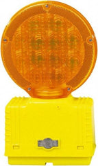 PRO-SAFE - Solar Barricade Lamp - 2 Lb, Yellow & Amber - Makers Industrial Supply