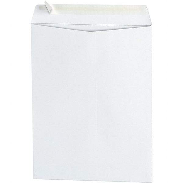 Universal One - 3" Long x 9.63" Wide Peel-Off Self-Seal White Catalog Envelope - White - Makers Industrial Supply