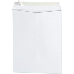 Universal One - 3" Long x 9.63" Wide Peel-Off Self-Seal White Catalog Envelope - White - Makers Industrial Supply