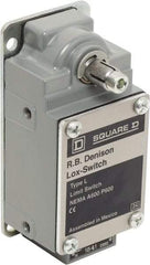 Square D - 10 Amp, NC Configuration, Left Hand Operation, Rope Operated Limit Switch - Automatic Reset, Cable Pull, 600 VAC - Makers Industrial Supply