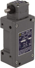 Square D - DPDT, 2NC/2NO, 600 Volt Screw Terminal, Roller Plunger Actuator, General Purpose Limit Switch - 1, 2, 4, 6, 12, 13, 6P NEMA Rating, IP67 IPR Rating - Makers Industrial Supply