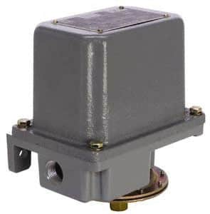 Square D - 7 and 9 NEMA Rated, SPDT, 0.2 to 10 psi, Electromechanical Pressure and Level Switch - Adjustable Pressure, 120 VAC at 6 Amp, 125 VDC at 0.22 Amp, 240 VAC at 3 Amp, 250 VDC at 0.27 Amp, 1/4 Inch Connector, Screw Terminal, For Use with 9012G - Makers Industrial Supply