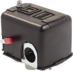 Square D - 1 NEMA Rated, DPST, 70 to 150 psig, Air Compressor Pressure and Level Switch - Fixed Pressure, 575 VAC, 1/4 Inch NPSF Connector, Screw Terminal, For Use with Electrically Driven Air Compressors - Makers Industrial Supply