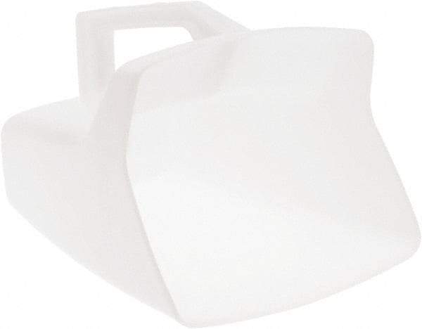 Rubbermaid - 64 oz White Polycarbonate Flat Bottom Scoop - Makers Industrial Supply