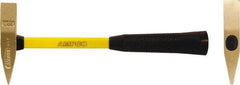 Ampco - 1-1/2 Lb Head Scaling Hammer - 11" OAL, Fiberglass Handle - Makers Industrial Supply