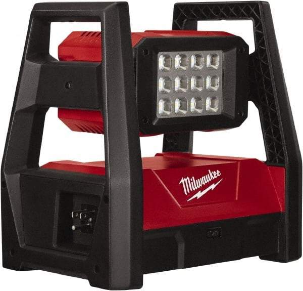 Milwaukee Tool - 18 Volts, 3000 Lumens, Cordless Work Light - 9 hr Run Time - Makers Industrial Supply