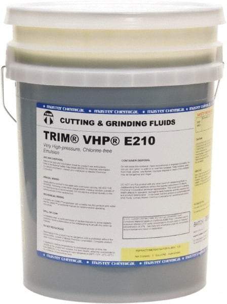 Master Fluid Solutions - Trim VHP E210, 5 Gal Pail Cutting & Grinding Fluid - Water Soluble, For Grinding, Drilling, Gundrilling, Gunreaming - Makers Industrial Supply