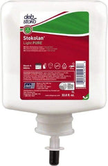 SC Johnson Professional - 1 L Moisturizing Cream - Comes in Cartridge, Fragrance Free, Silicone Free - Makers Industrial Supply