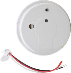 Kidde - 5.6 Inch Diameter, AC Wire In 120 Volt Smoke Alarm - 85 dB Decibel Rating, 9V Battery Included, Wall or Indicating Light, Tamper Resistant, Interconnectable - Makers Industrial Supply