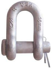 CM - 1/4" Nominal Chain Size, 0.75 Ton Carbon Steel Round Chain Shackle - 13/32" Diam, 9/32" Pin Diam, 15/32" Wide Inside Jaw, 15/32" Inside Width - Makers Industrial Supply