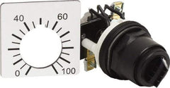 Square D - 2,500 Ohm, 30mm, 300 VAC Potentiometer - 2 Watts, Nonilluminated, Knob Operated, NEMA 4, 13 - Makers Industrial Supply