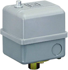 Square D - 1, 7, 9 and 3R NEMA Rated, 120 to 150 psi, Electromechanical Pressure and Level Switch - Adjustable Pressure, 575 VAC, L1-T1, L2-T2 Terminal, For Use with Square D Pumptrol - Makers Industrial Supply