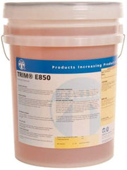 Master Fluid Solutions - Trim E850, 5 Gal Pail Cutting & Grinding Fluid - Water Soluble, For Cutting, Grinding - Makers Industrial Supply