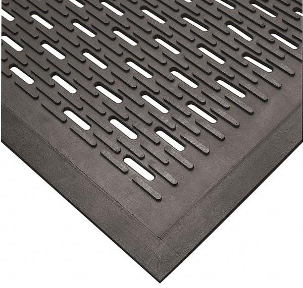 Wearwell - 5 Ft. Long x 3 Ft. Wide, Natural Rubber Surface, Raised Bars and Scrapers (Reversible) Entrance Matting - 5/16 Inch Thick, Outdoor, SBR Rubber, Black, Series 224 - Makers Industrial Supply