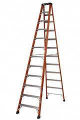 Louisville - 5 Steps, 12' High, Type IAA Rating, Fiberglass Step Ladder - Makers Industrial Supply