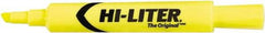 UNIVERSAL - Yellow Highlighter - Chisel Tip, AP Nontoxic Ink - Makers Industrial Supply