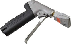 Guardair - 120 Max psi Fan Ultra Duty Air Gun - 3/8 NPT Inlet, Zinc - Makers Industrial Supply