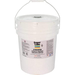 Synco Chemical - 5 Gal Pail Synthetic Penetrant - Translucent Brown, -10°F to 180°F, Food Grade - Makers Industrial Supply