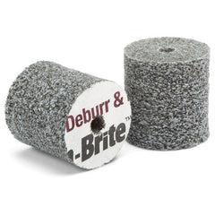 Scotch-Brite Deburr and Finish PRO Unitized Wheel 1″ × 1″ × 3/16″ 6C MED+ - Makers Industrial Supply